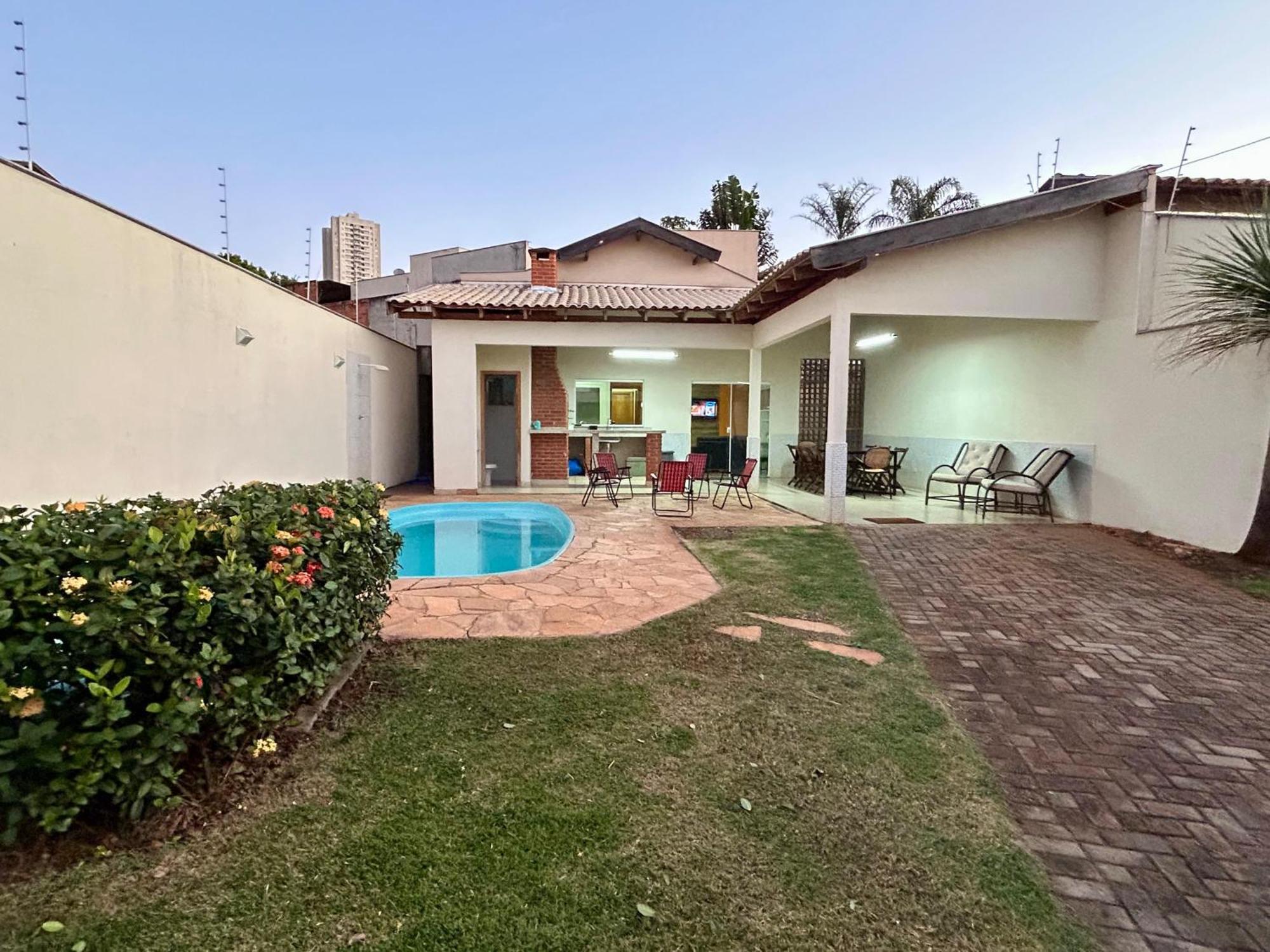 Casa Palhano - Piscina & Gourmet Casa de férias Londrina